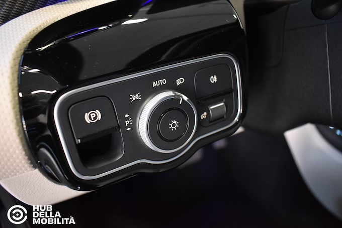 MERCEDES-BENZ A 200 d Automatic Progressive Advanced Plus